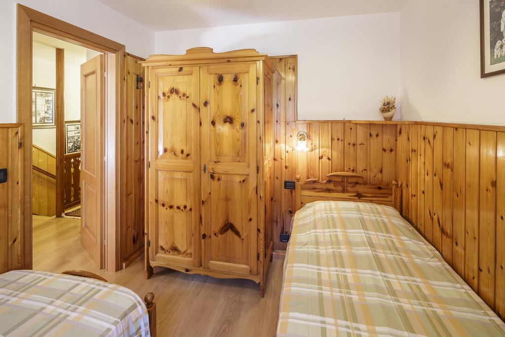 Ciasatoa Appartement Cortina d'Ampezzo Kamer foto