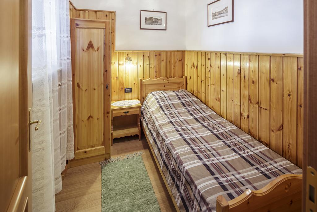 Ciasatoa Appartement Cortina d'Ampezzo Kamer foto